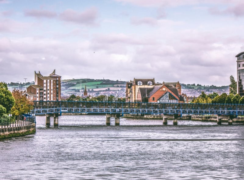 Take a walk along the many bridges joining the city centre with the Titanic quarter to see a great panoramic view over many of Belfast’s landmark buildings.
From attractions such as the Big Fish and Glass Of Thrones trail visible, taking a stroll over the calming water can prove to be as beautiful as it is peaceful.