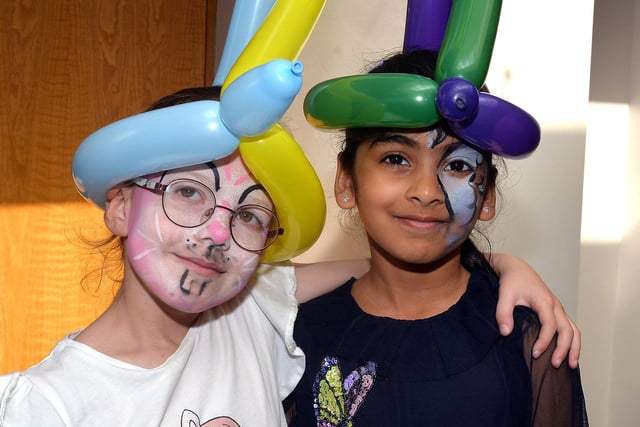 Showing off their painted faces at the Portadown First Presbyterian Church fun day are Kaitlyn Forde (6) and Aroha Kanda (7). PT36-221.