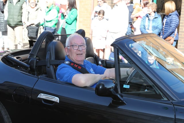 The crowds that turned out for the Ballymoney Spring Fair cavalcade were rewarded with glorious sunshine.
