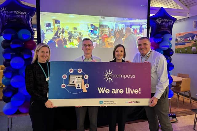 Gillian Traub, Director of Operations; Neil Martin, Director of Strategic Planning, Performance and ICT; Northern Trust Chief Executive Jennifer Welsh and Deputy Chief Executive Owen Harkin, celebrate going live with encompass. CREDIT NHSCT