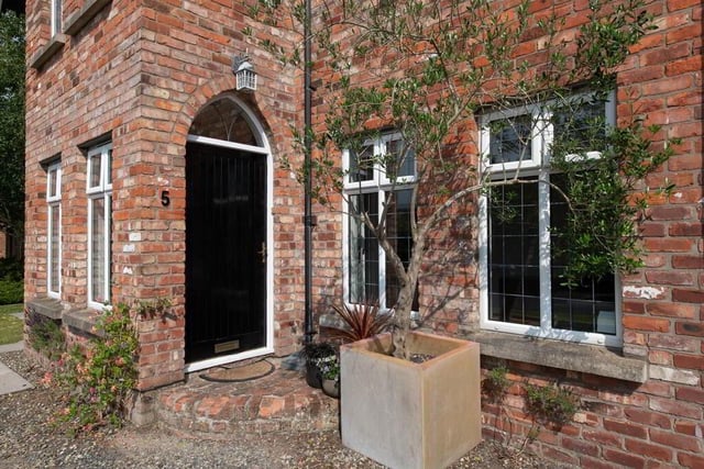 Front entrance to the property.