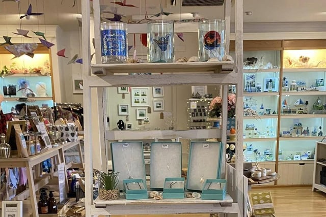 Lots of beautiful, local, handmade made gifts available in Stone Row Artisans in Coleraine. Pop up to the first floor, 2-6 stone row for a browse. Art, beauty, jewellery, homewares, vintage - something for mums no matter what their tastes.