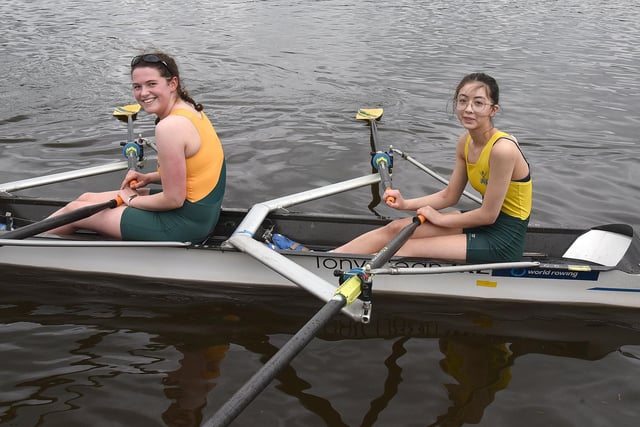 Natasha Dorman and Lucy Qua take it easy after their Junior 16 pairs race. PT17-221.