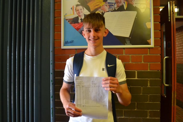 Laurelhill student Daniel Koen celebrates 2As, 6Bs and 2 C stars at GCSE