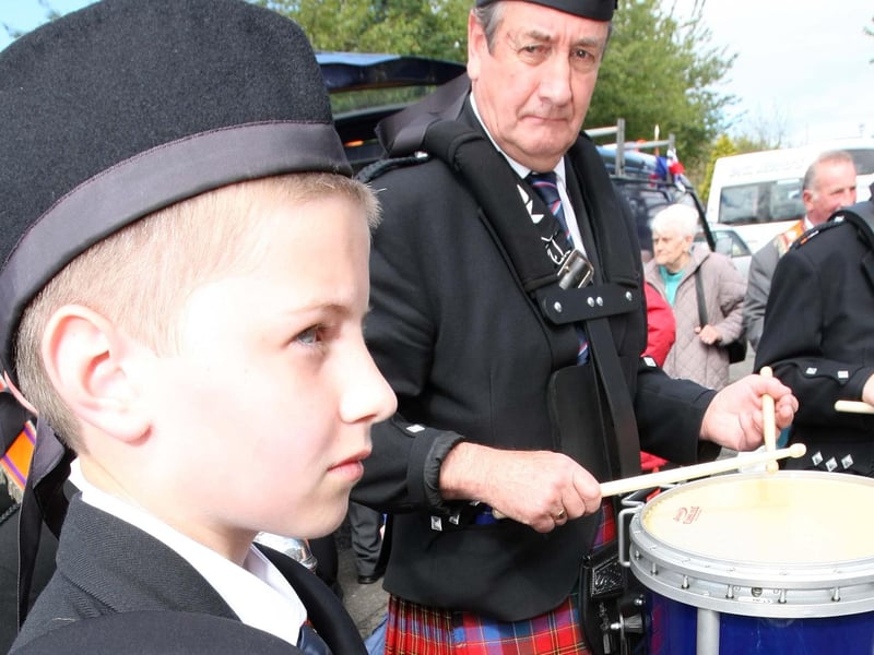 The drums of Ballyboley Pipe Band have a last minute warm up for the 12th day in Ballyclare. NT29-007FP
