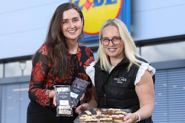 The award-winning Holmes Bakery, in Portadown, is the latest food supplier in Northern Ireland to secure a major contract with the region’s fastest-growing supermarket retailer, Lidl Northern Ireland. Holmes will expand its 20-strong workforce by a further three employees as part of the £200,000 deal which will add fifteens, caramel fingers and sweet mince slices to more than 40 Lidl stores across the region. Pictured (left to right) are Lidl Northern Ireland buyer, Zoe Russell, and Holmes Bakery Account Manager, Gillian Castles.