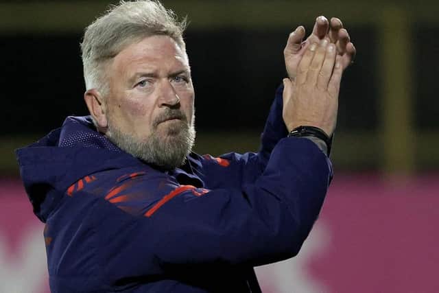 Portadown manager Niall Currie thanking the fans after the Linfield game
