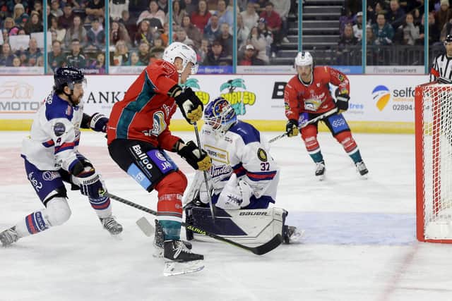 Belfast Giants’ Jacob Friend with Dundee Stars’ Kevin Carr during Friday night’s EIHL Challenge Cup game at the SSE Arena, Belfast.     Photo by William Cherry/Presseye