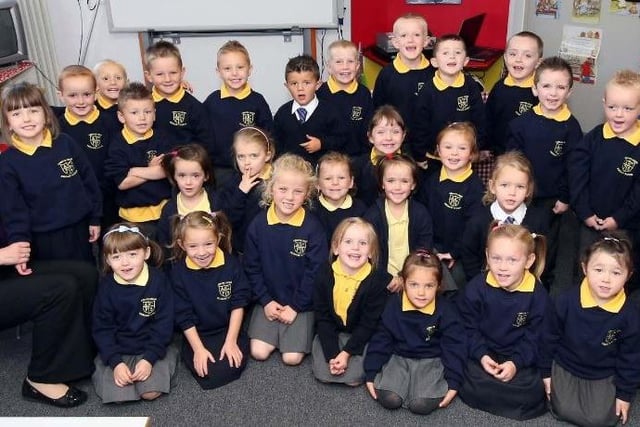 Mrs Lennox's P1 class at Abbots Cross Primary School in 2009.