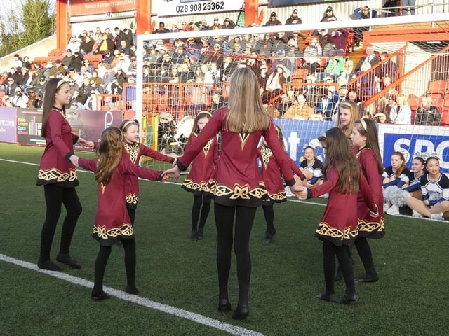 Members of the Lisa Dempsey School of Irish Dance entertain the audience at Inver Park.