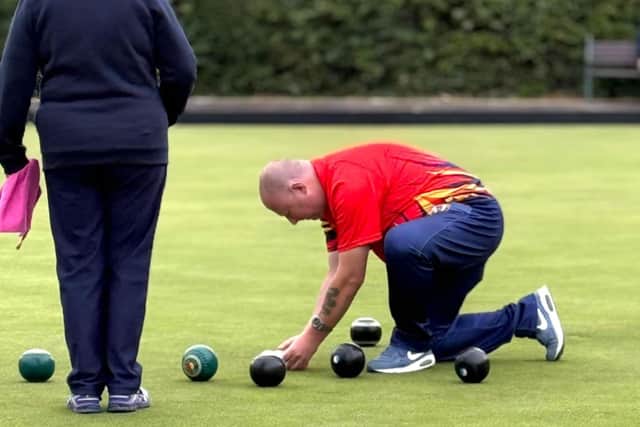 Paul Henderson, Lurgan B measuring for the shot during their home match with Annalong
