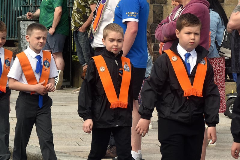 Boys of Portadown Junior lodges on parade in the town centre en route to Bangor on Saturday. PT22-231.