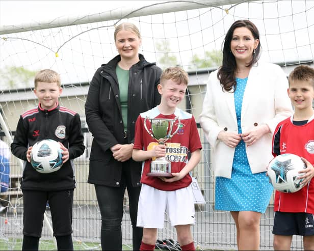 Left to Right: Filip Kawarski St John the Baptist, Noah Logan Rowandale Integrated Primary School and Caleb Oakes Flavelle Moira Primary School joins deputy First Minister Emma Lyttle -Pengelly and Junior Minister Aisling Reilly. Pic credit: Rowandale IPS
