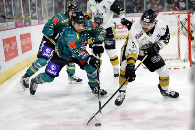 Belfast Giants’ Quinn Preston with Nottingham Panthers’ Tyler Welsh during Friday night’s EIHL game at the SSE Arena, Belfast.   Photo by William Cherry/Presseye  Photo by William Cherry/Presseye