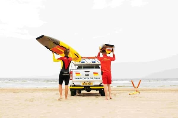 From Friday 18th April, through to Sunday 27th April, RNLI lifeguards will be back on duty across six beaches on the Causeway Coast. CREDIR CCGBC