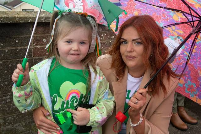 Maria Mulholland pictured at the Derrymacash St Patrick's Day parade with daughter, Marleigh- Mae (3). LM12-238.