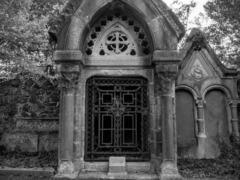 Unearthed in 1797 as the ‘New Burying Ground’, Clifton Street Cemetery harbours secrets that are guaranteed to send shivers down your spine. ‘Death, Tragedy & Betrayal’ is your guide to the eerie underbelling of the cemetery’s past. Journey through the chilling tales of its early years, plagued by infamous body snatchers and the desperate measures taken to bring their gruesome trade to an end. Delve into the stories of murder victims, hangings, and other tragedies that echo through the ages.
For more information, go to visitbelfast.com/death-tragedy-betrayal-the-darker-side-of-clifton-street-cemetery