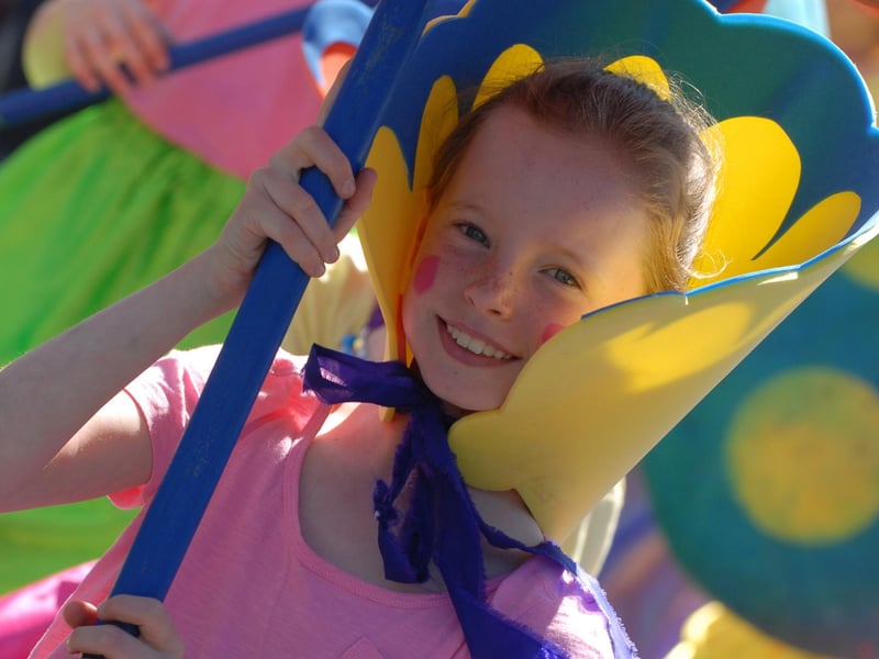 Having fun at the Larne Alive parade. INLT 25-447-PR