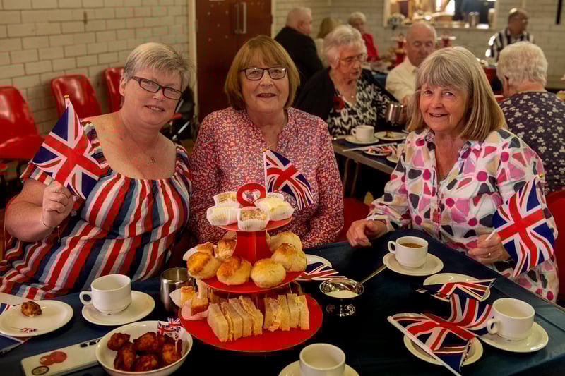 Enjoying the VE Day tea party at Mourneview Community Centre are from left, Susan Abraham, Isobel Gregg and Elizabeth Ringwald. LM19-200.