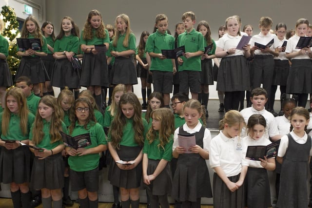 The choirs from Greenisland PS and Silverstream PS singing seasonal favourites.