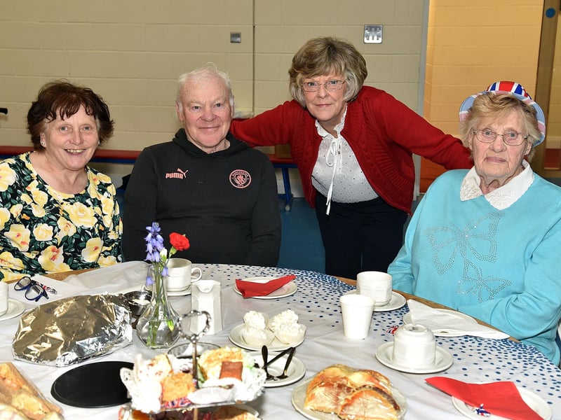 Guests who enjoyed the Richhill Presbyterian Tuesday Morning Club Coronation Tea on Tuesday afternoon. PT17-267.