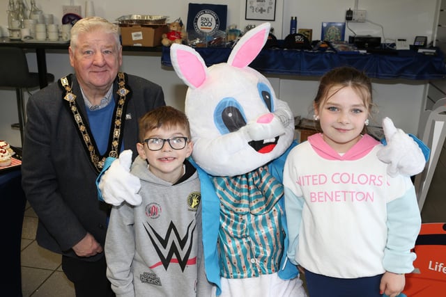 The Easter Bunny hopped along to the RNLI Coffee morning in Cuishendall to meet the Mayor and these young guests.