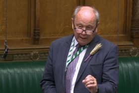 TUV MP Jim Allister has secured the support of all NI's unionist MPs for a new bill on the Irish Sea border