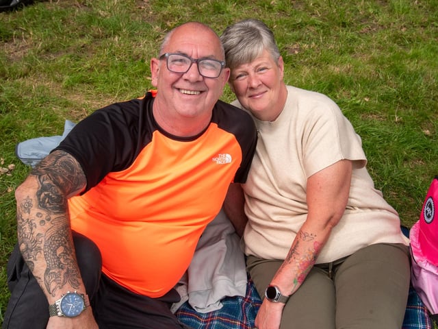 Enjoying the weather in Scarva on Saturday are Robert and Lee Willey. TH 116.