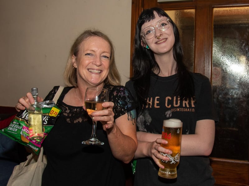 Pauline McDade and daughter, Rhianne Bassett enjoying the Daniel Wiffen watch party in Byrne's Bar, Magheralin on Sunday. LM32-215.