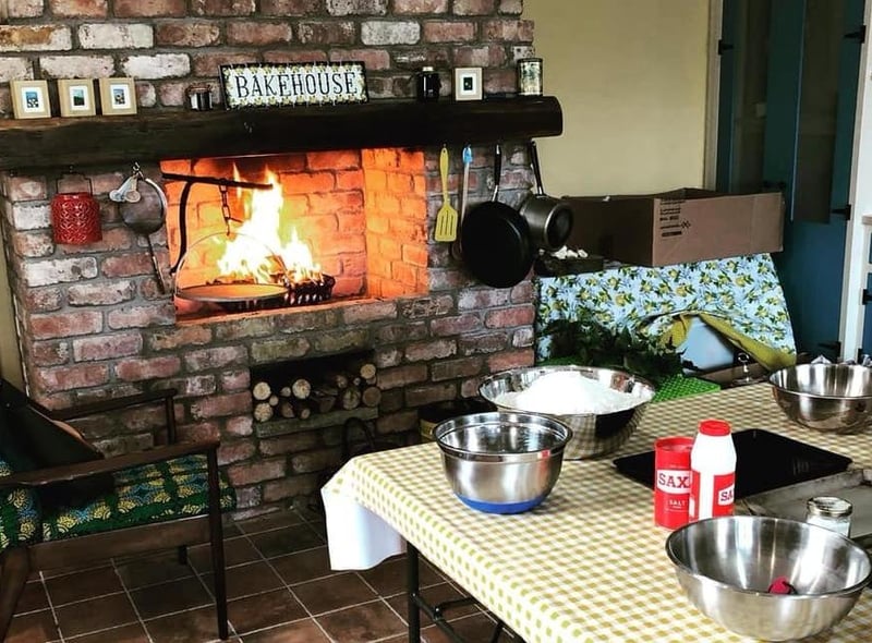 Bakehouse in Magherafelt brings you cooking classes tailored to you. Whether you want to go private with a 1-2-1 session where you can hone your existing skills or you can arrange to bring along a group of friends and share the learning experience. Bakehouse will show you the ways of making the perfect Afternoon Tea as well as making a great soup and even teach you how to bake some traybakes to impress your loved ones. There is no limit on teaching when it comes to Bakehouse.
Find out more at www.bakehouseni.com