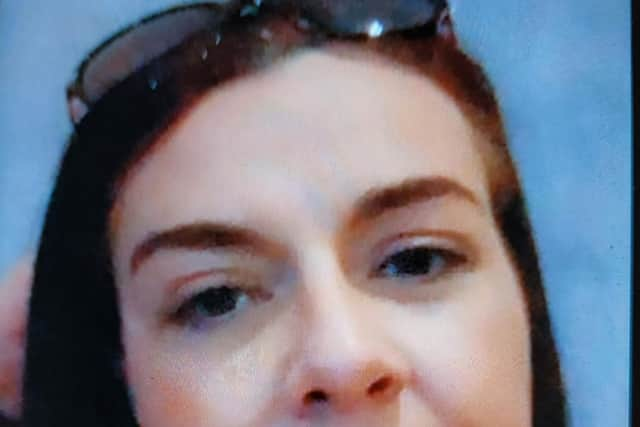 Detectives in Coleraine are investigating the circumstances surrounding the sudden death of 39-year-old Linzi Floyd, on the evening of Sunday 12th February.