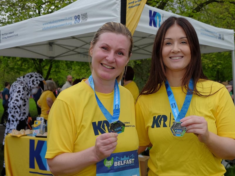 Anna Wilson and Dr Clare McKeaveney, Queen's University School of Nursing, who ran for N.Ireland Kidney Research Fund.