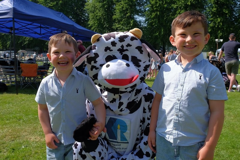 Fun and laughter with Bella the Mascot at Lurgan Show on Saturday where £1278.60 was raised for the N.Ireland Kidney Research Fund.