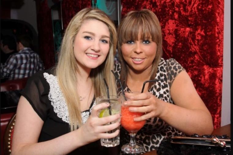 Anne Marie Devlin and Niamh O'Hare bringing in 2013 at Moe's Bar