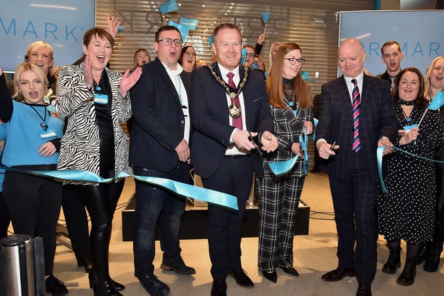 Mayor of ABC Council, Councillor Paul Greenfield cuts the ribbon to officially open the new Primark store in Rushmere. PT50-216.