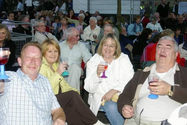Raising a glass to the Proms in the Park 2007.