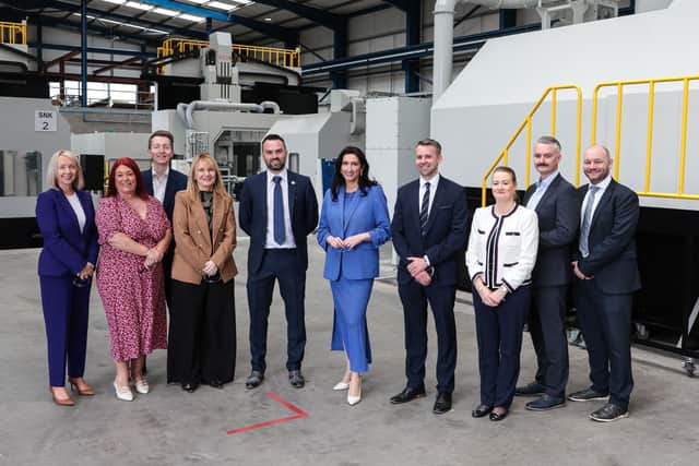Representatives of ADS (NI), Invest Northern Ireland, Boeing and Airbus alongside Deputy First Minister Emma Little-Pengelly are Adam Hylands, Business Development Manager and Joel Best Operations Director. (LtoR) Helen Coyle Invest Northern Ireland, Donna Hamilton, Boeing, Joesph Reffitt, ADS NI, Deborah Walls, Airbus, Adam Hylands SAM NI, Emma Little-Pengelly dFM, Joel Best, SAM NI, Deborah Walls Airbus, Kevin Brien ADS (NI) and Jamie McCloskey Invest Northern Ireland.