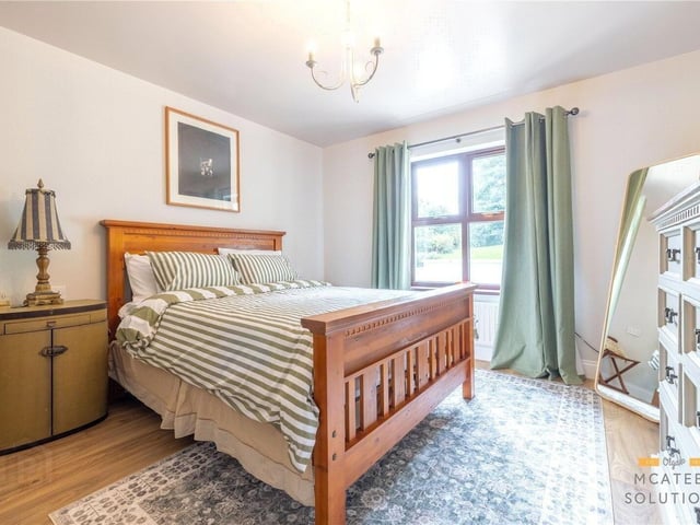Double bedroom.