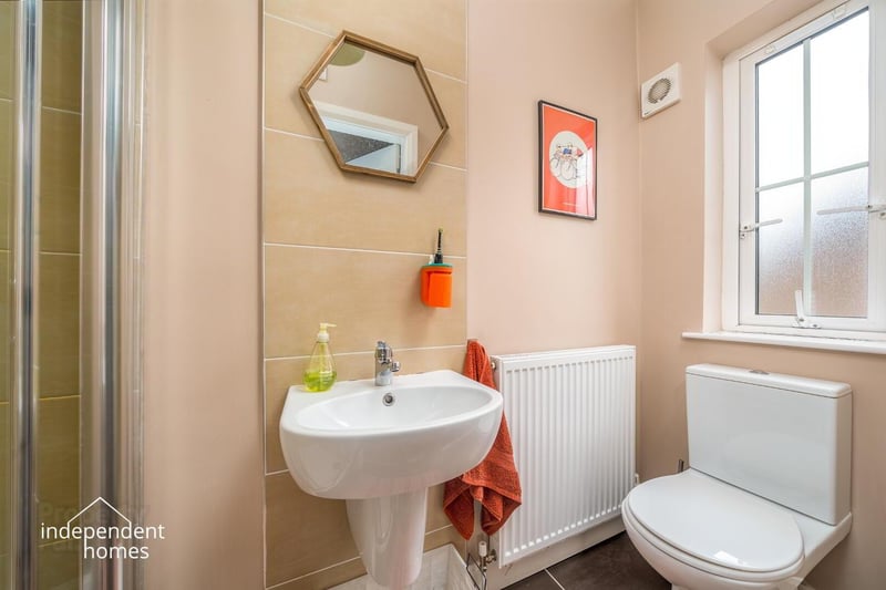 En-suite.