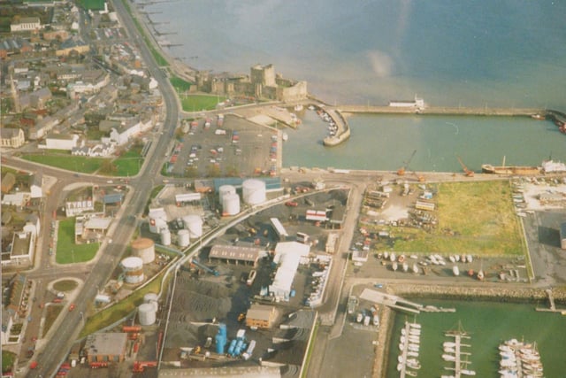 This aerial view of Carrick taken in the late 80s shows just how much the waterfront area has changed in the intervening decades.