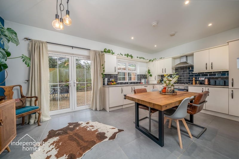 Modern fitted kitchen.