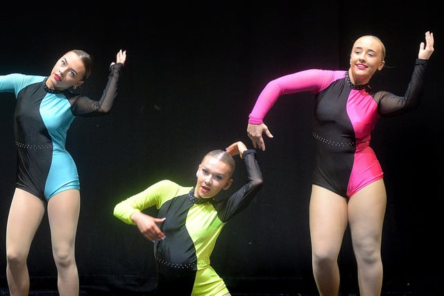 Laura Patto, Erin Haughey and Laura Maginess competing in the Modern Trio 15 Years And Over at Portadown Dance Festival. PT17-254.