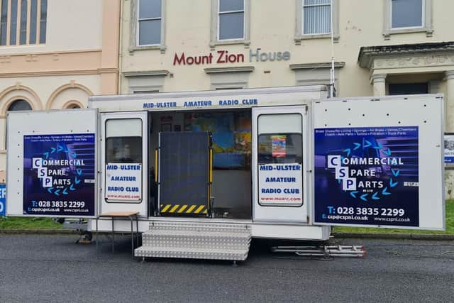 Mid Ulster Amateur Radio Club is currently based in Portadown, Co Armagh with members from Lurgan, Craigavon and all over the Mid Ulster area. This is the demonstration trailer at Mount Zion House in Lurgan, Co Armagh.