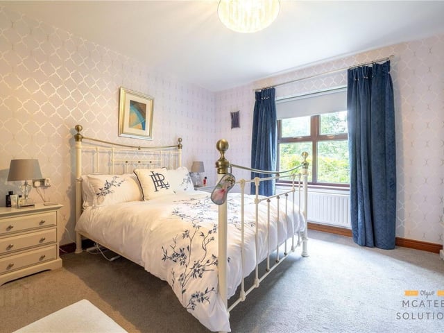 Double bedroom.