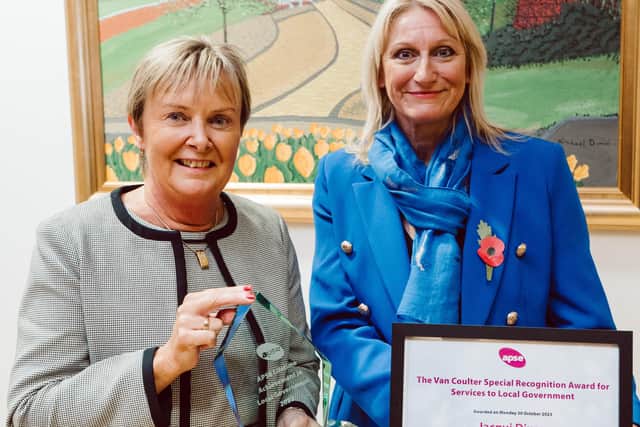 Mo Baines (right), chief executive of APSE, made a special presentation to retiring Antrim and Newtownabbey chief executive Jacqui Dixon. Photo supplied by Antrim and Newtownabbey Borough Council