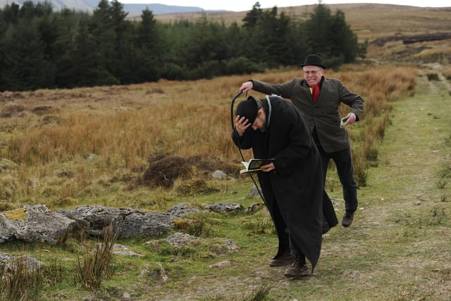 L-R: Tadgh Murphy (Lucky) & Andrew Bennett (Pozzo) performing Waiting for Godot at the Oh My Godot! event, 12 April 25.