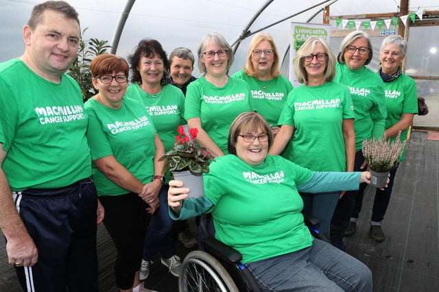 Move More Participants & Family at the ‘Feel-Good Gardening’ project.
