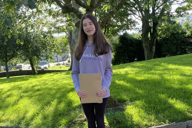Isabel Logan gained nine A*s and one A.