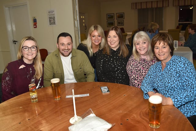 All  smiles at the Parents and Friends of Portadown College quiz at Portadown Golf Club. PT09-227.
