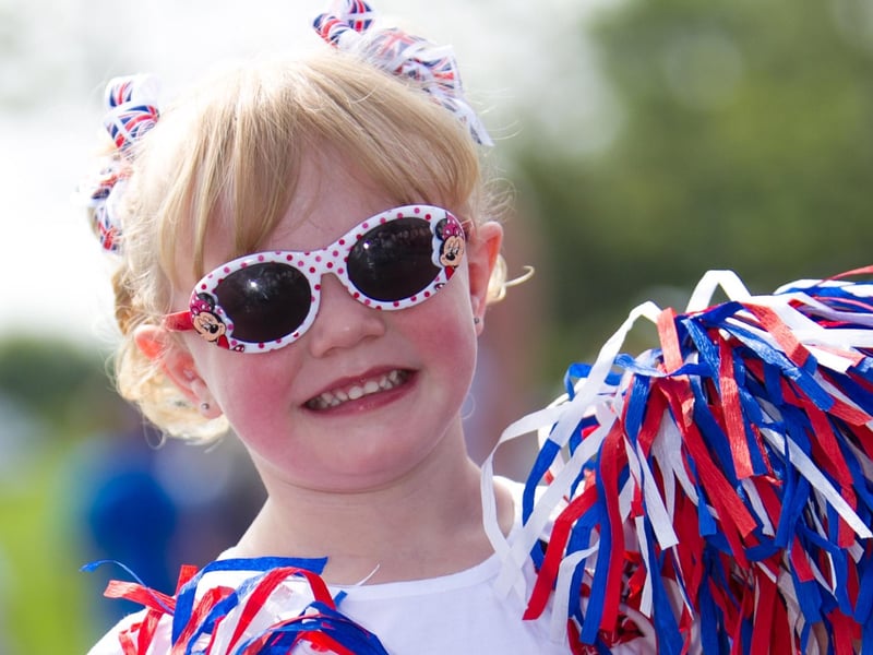Three-year-old Olivia Johnston from Carrick entering into the spirit of the occasion. INCT 29-424-RM